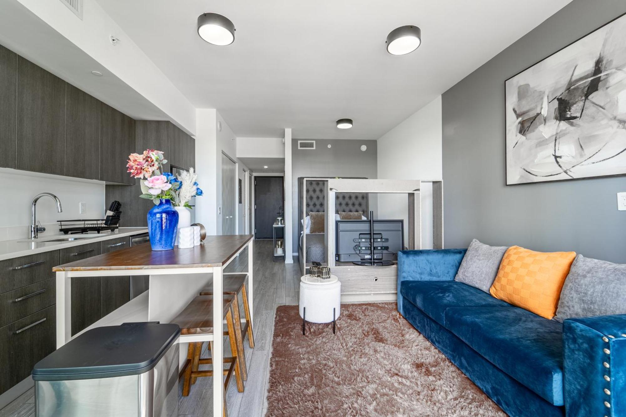 Tr Miami 2 Bedroom, 1 Bedroom, And Studio Condos With Balconies Exterior photo