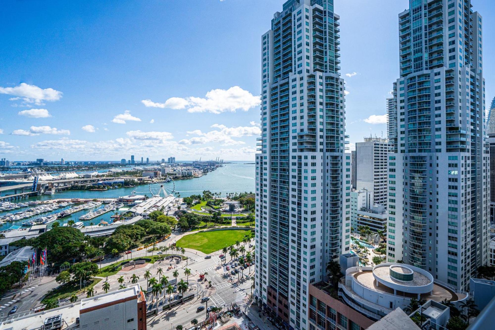 Tr Miami 2 Bedroom, 1 Bedroom, And Studio Condos With Balconies Exterior photo
