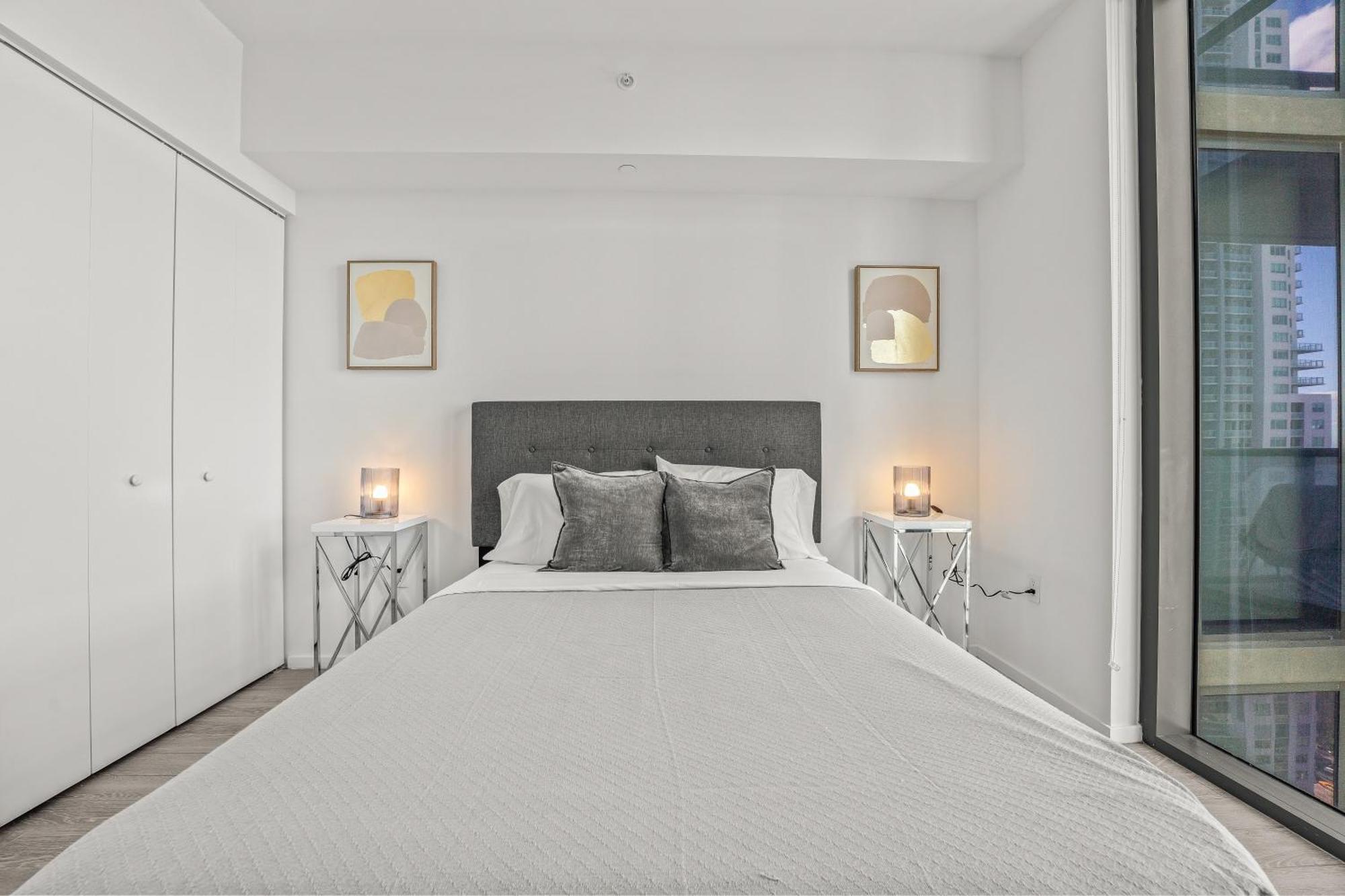 Tr Miami 2 Bedroom, 1 Bedroom, And Studio Condos With Balconies Exterior photo