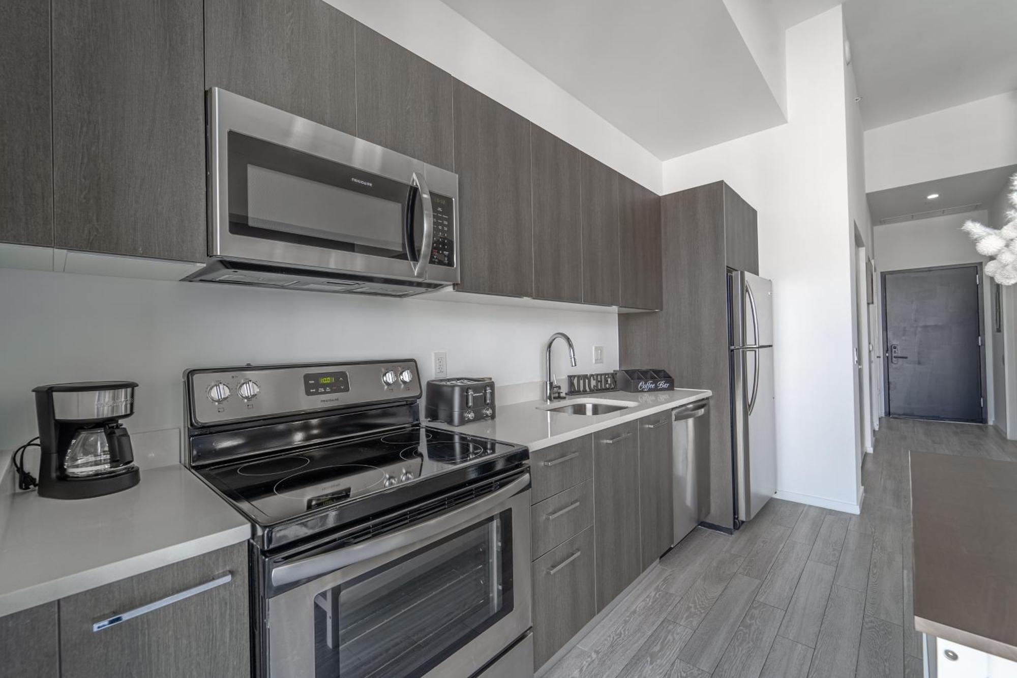 Tr Miami 2 Bedroom, 1 Bedroom, And Studio Condos With Balconies Exterior photo