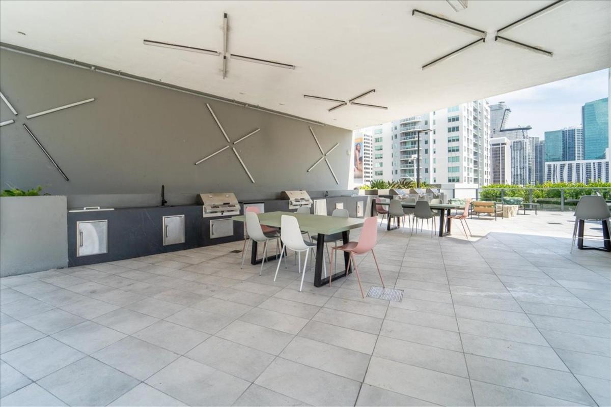 Tr Miami 2 Bedroom, 1 Bedroom, And Studio Condos With Balconies Exterior photo