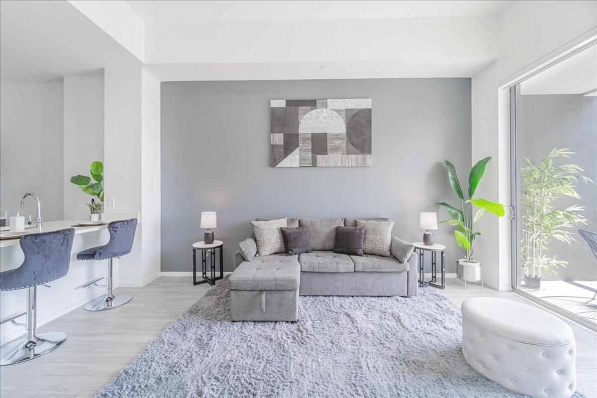 Tr Miami 2 Bedroom, 1 Bedroom, And Studio Condos With Balconies Exterior photo